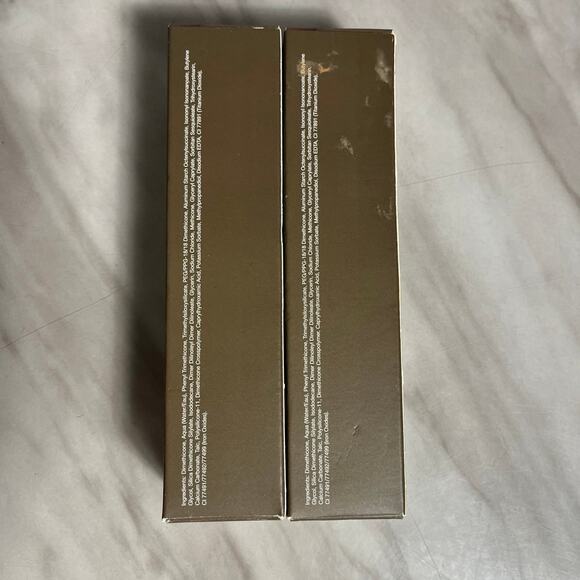 2 Becca Ultimate Coverage 24 Hour Foundation Chestnut - Picture 3 of 4